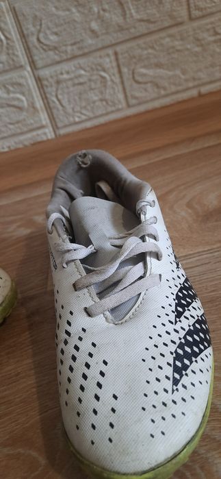 Сороконожки Adidas Predator