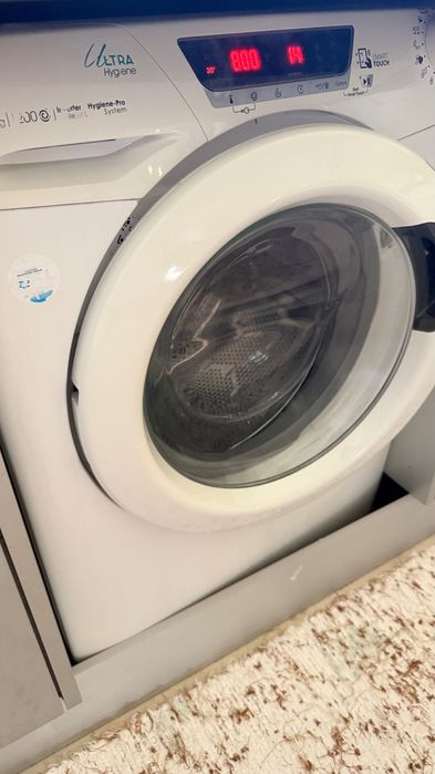 Máquina de Lavar Roupa Candy Ultra Hygiene