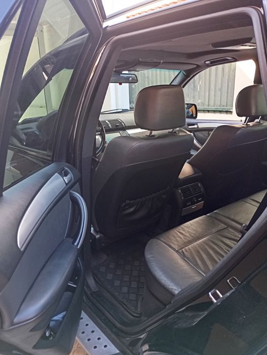 BMW X5 — fotografia 3