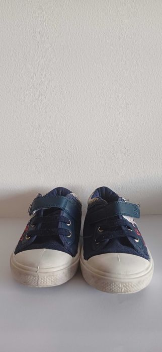 Conjunto de 10 pares de sapatilhas