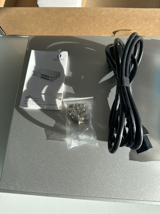 Unifi Switch US-24-250W