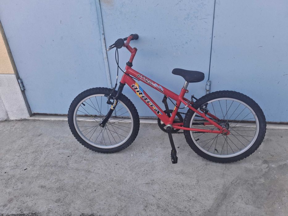 Bicicleta  roda 20 Orbita pouco uso pronta a pedalar
