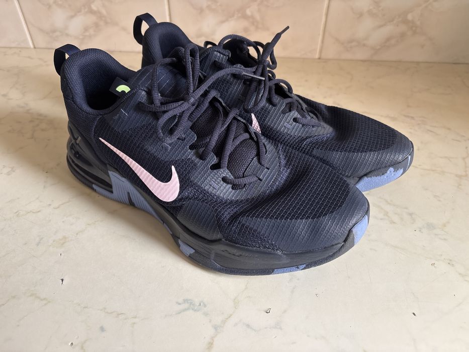 Sprzedam buty nike air max trainer 5