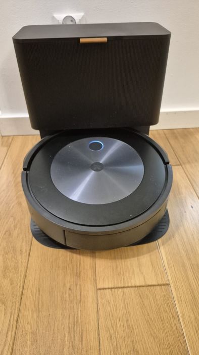 iRobot Roomba J7+
