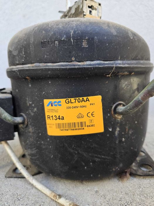 Compressor de Arca Congeladora + Interruptor