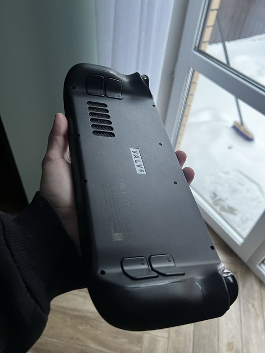 Ігрова приставка VALVE STEAM DECK 64GB стім дек стим дек консоль