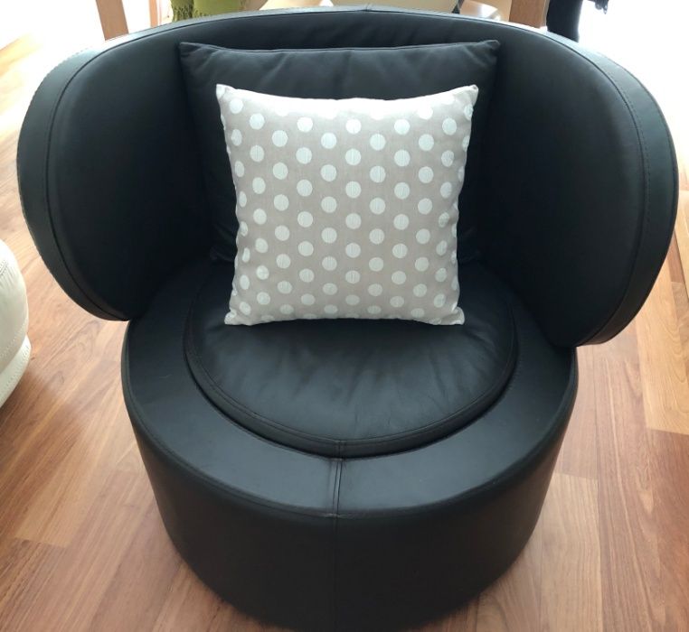 Cadeirão em pele castanho chocolate