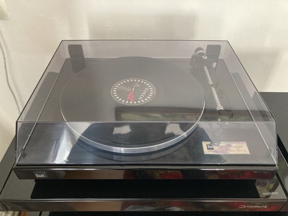 Hi-Fi комплект Jolida + Dual + Davis Acoustics