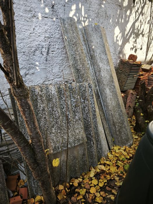 Materiais construção abobadilhas tijolos cerâmicos marmorite telhas