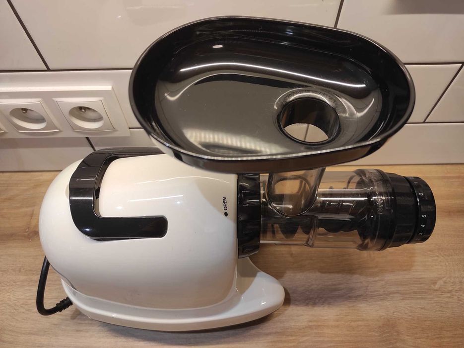 Wyciskarka wolnoobrotowa Hurom GD Chef Plus