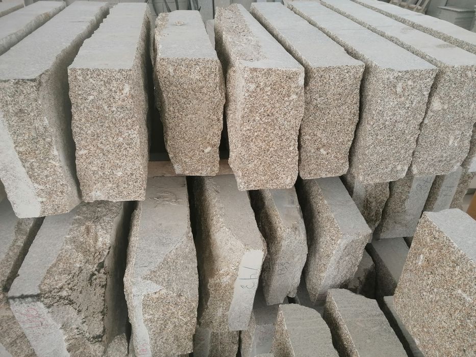 Todo tipo de graníto tosco