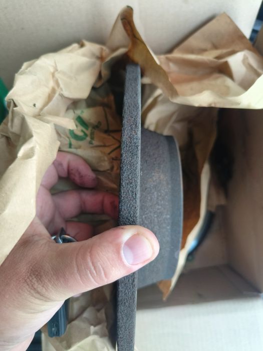 Задні гальмівні диски passat b6