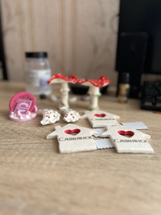 патріотичний маніт ручної роботи , на елку и на холодильник декор