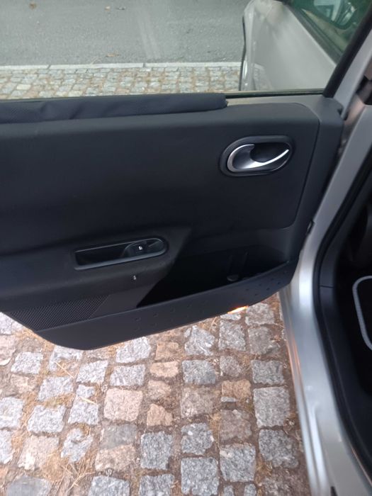 Renault megane 1.4 16v com GPS
