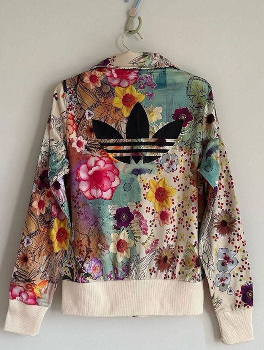 Adidas bluza na zamek z kieszeniami na zamek w kwiaty AJ8151  38 40