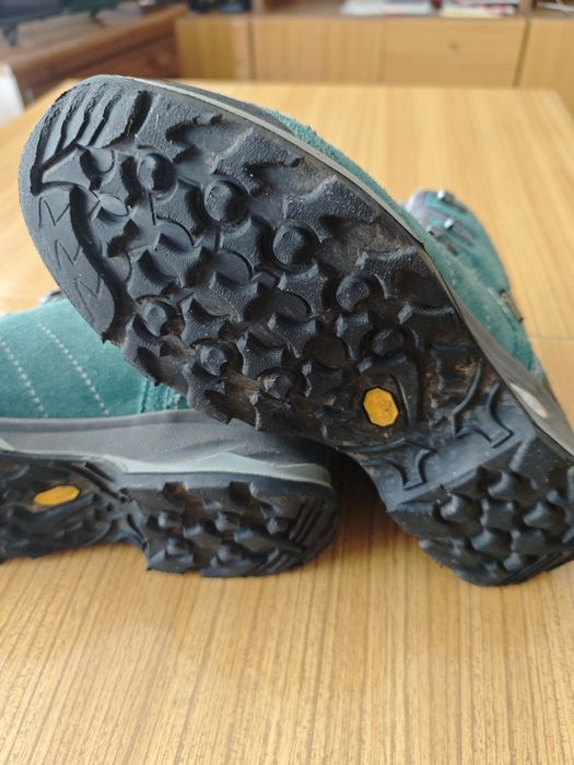 Buty zimowe damskie Lowa