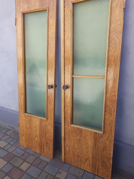 Двери меж комнатные