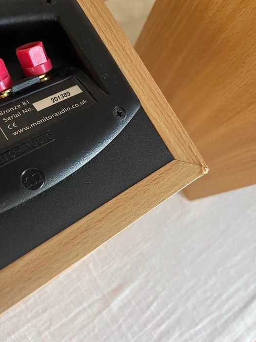 Colunas Monitor Audio