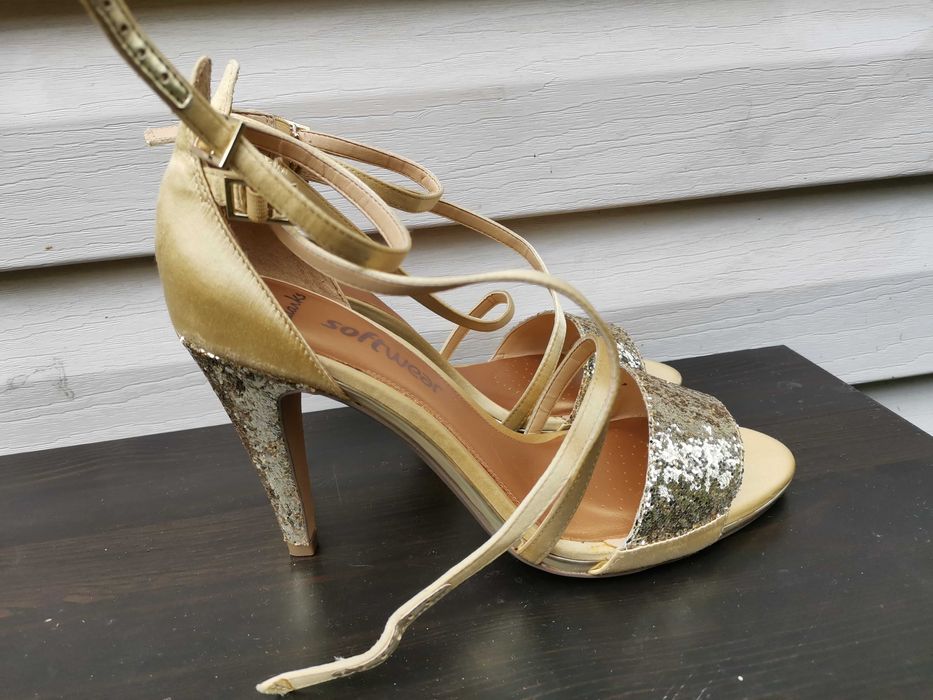 Buty damskie, Clarks, szpilki, sandałki, rozmiar 40