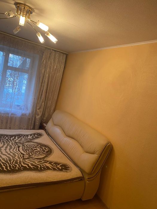 Продаж 4 кімн. квартири вул.Набережна 8