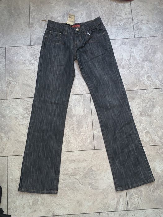 jeansy biodrowki