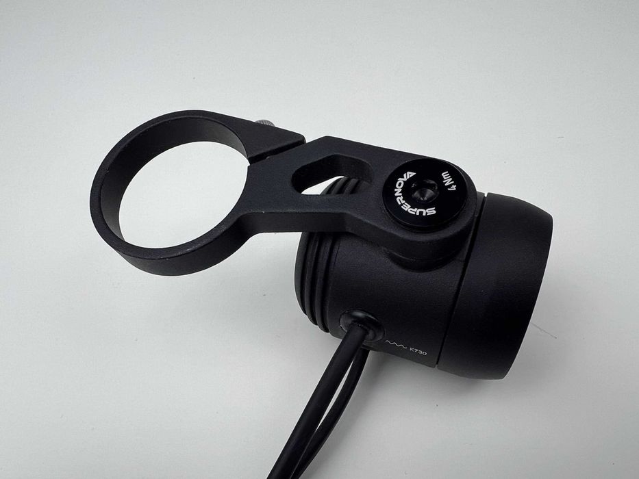 Lampka rowerowa Supernova E3 Pure 3 do piasty z prądnicą