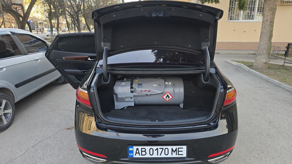 Kia K7 LPI 3,0 (газ)( Cadenza)