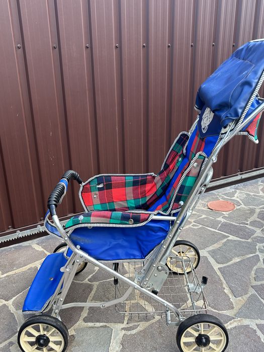 Коляска Мальвіна