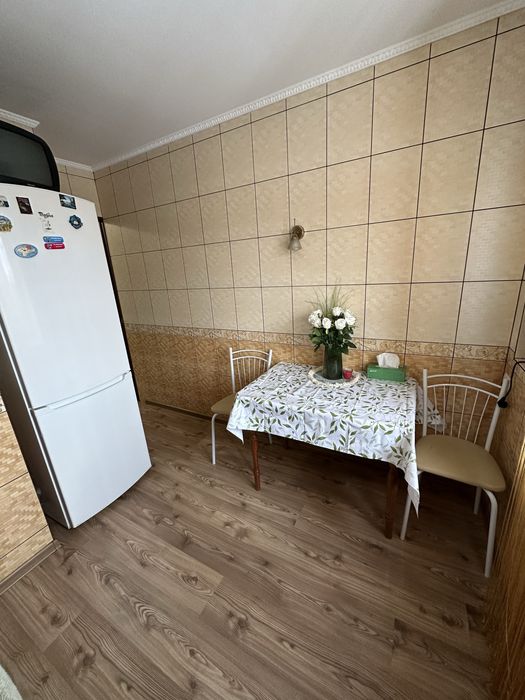 Затишна, тепла квартира , Є ІНТЕРНЕТ БЕЗ СВІТЛА,подобова оренда