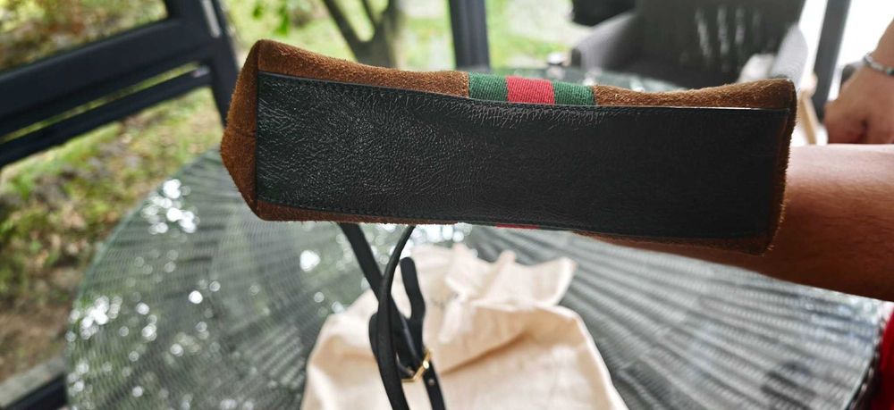 Torebka Gucci, niewielkie ślady użytkowania