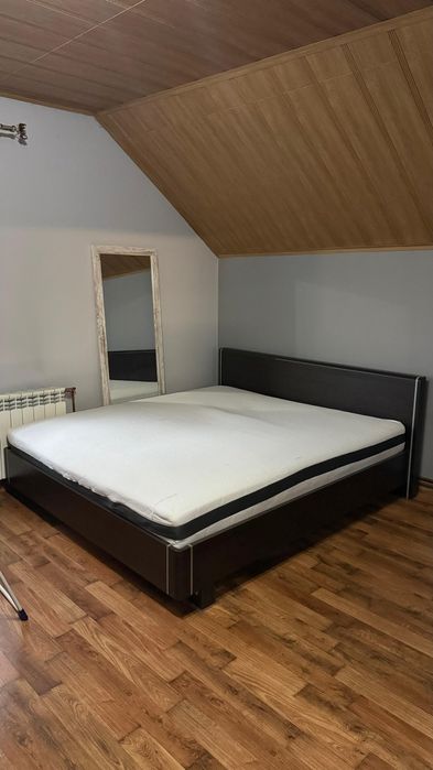 Komplet mebli szafa łóżko Witryna szafka tv, komoda