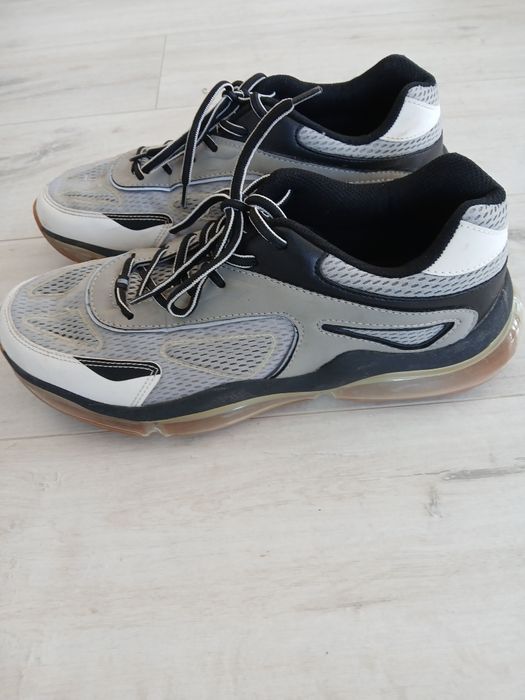 Кросівки ZARA 43 розмір