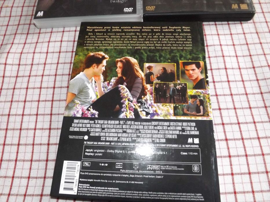 Zmierzch, saga , przed świtem 2, księżyc w nowiu . dvd , koncerty