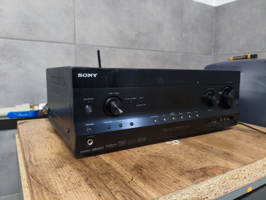 Amplituner Sony STR 1020