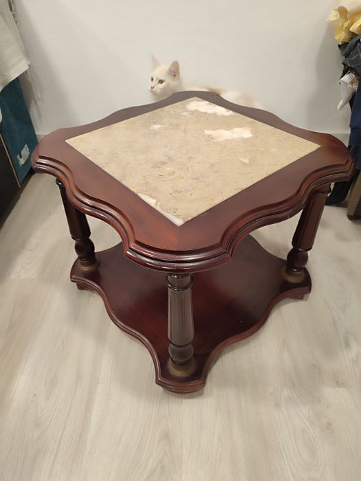 Mesa de sala para efeito