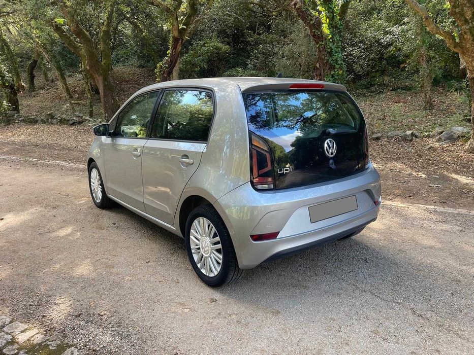 Volkswagen Up! BlueMotion Move — photo 4