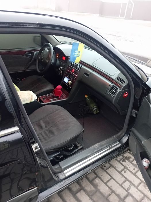 Мерседес w210 2.2cdi