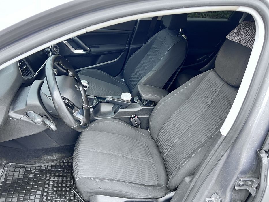 Peugeot 308 2015 1.6 BlueHdi МТ (120 к.с.) Start/Stop • Active