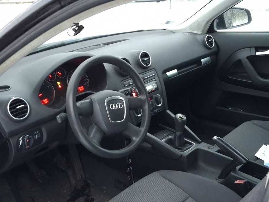Audi A3 1,6 MPI Benzyna