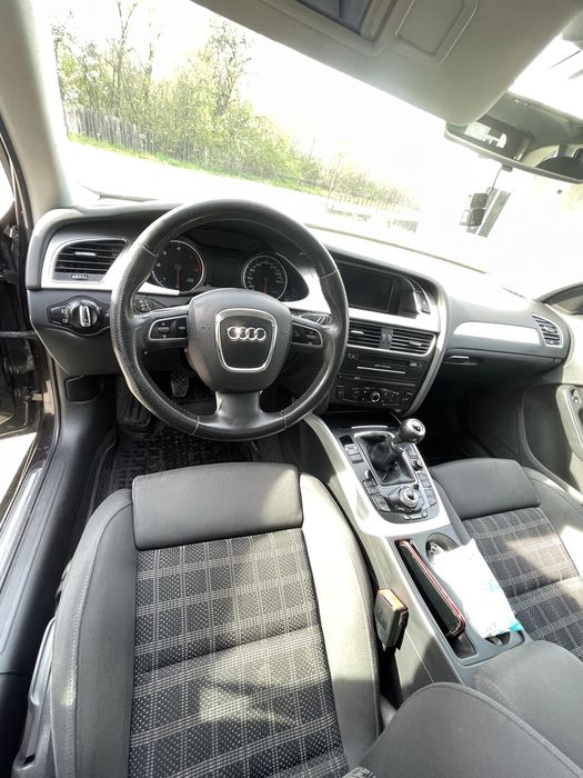 Audi A4 B8 2.0 TDi (170к.с)