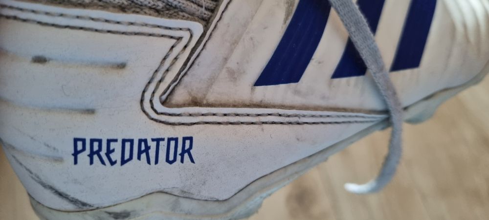 Buty do piłki/korki adidas rozm.34