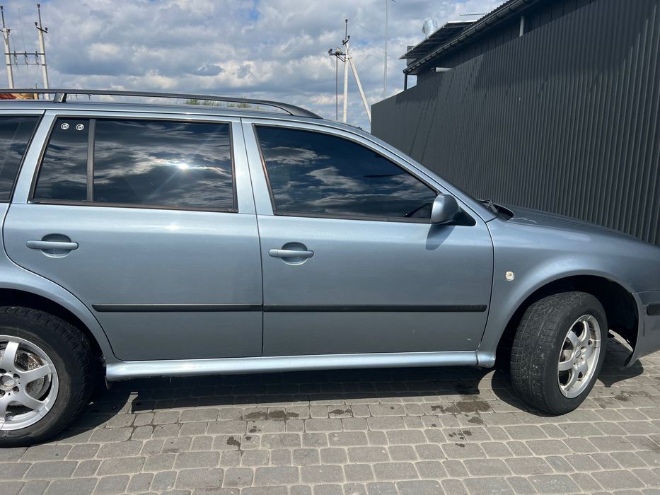 Шкода октавія тур