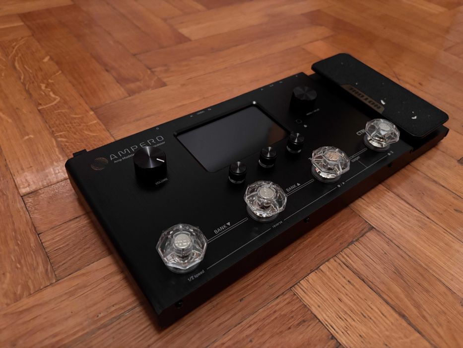 Hotone Ampero – multiefekt gitarowy