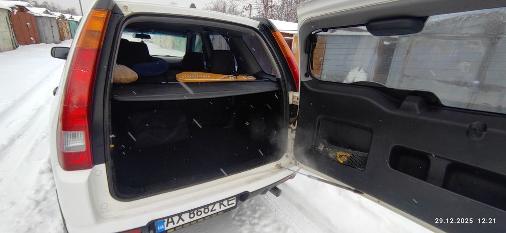 Продам  HONDA CR-V 2003г  газ-бензин     АВТО ВСЕ В РІДНІЙ ФАРБІ