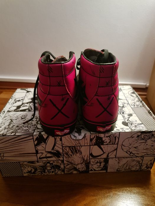 Vans x Marvel - edição especial Deadpool - 42.5