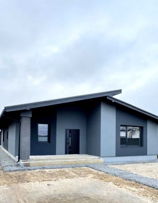 Нові Петрівці, сучасний будинок  110 кв.м, з великою терасою 35 кв.м