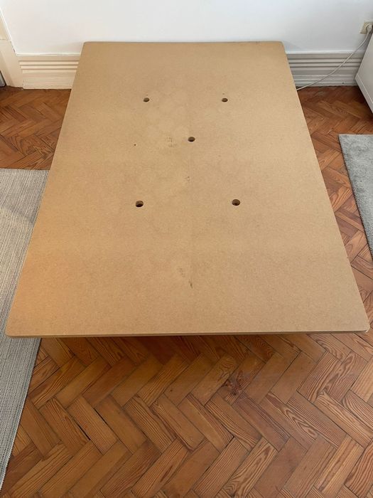 Cama de estrado com  colchão