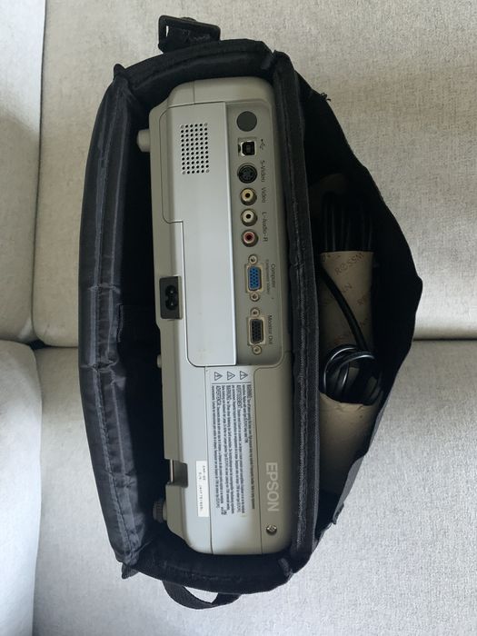 Projektor EPSON EMP-S5