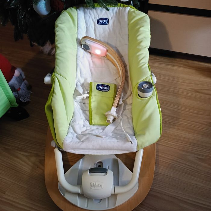 Шезлонг- крісло-гойдалка Chicco