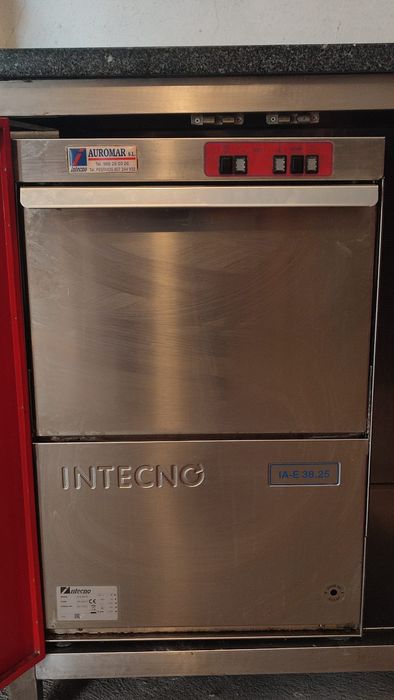 Balcão para café/restaurante 800€